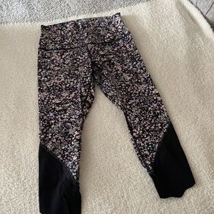 Floral Lululemon WunderUnder Leggings